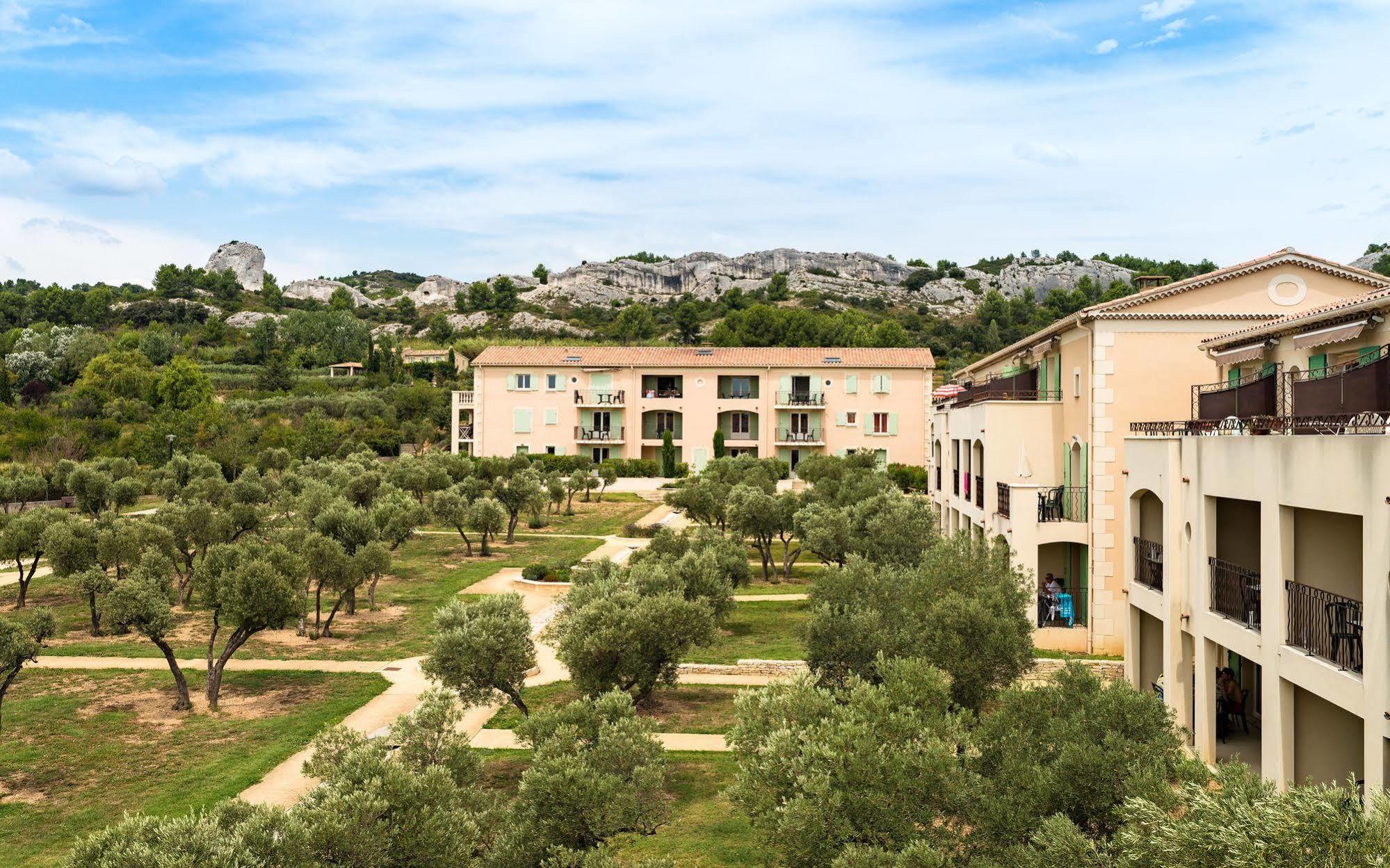 Lagrange Vacances Le Domaine De Bourgeac Paradou Bagian luar foto